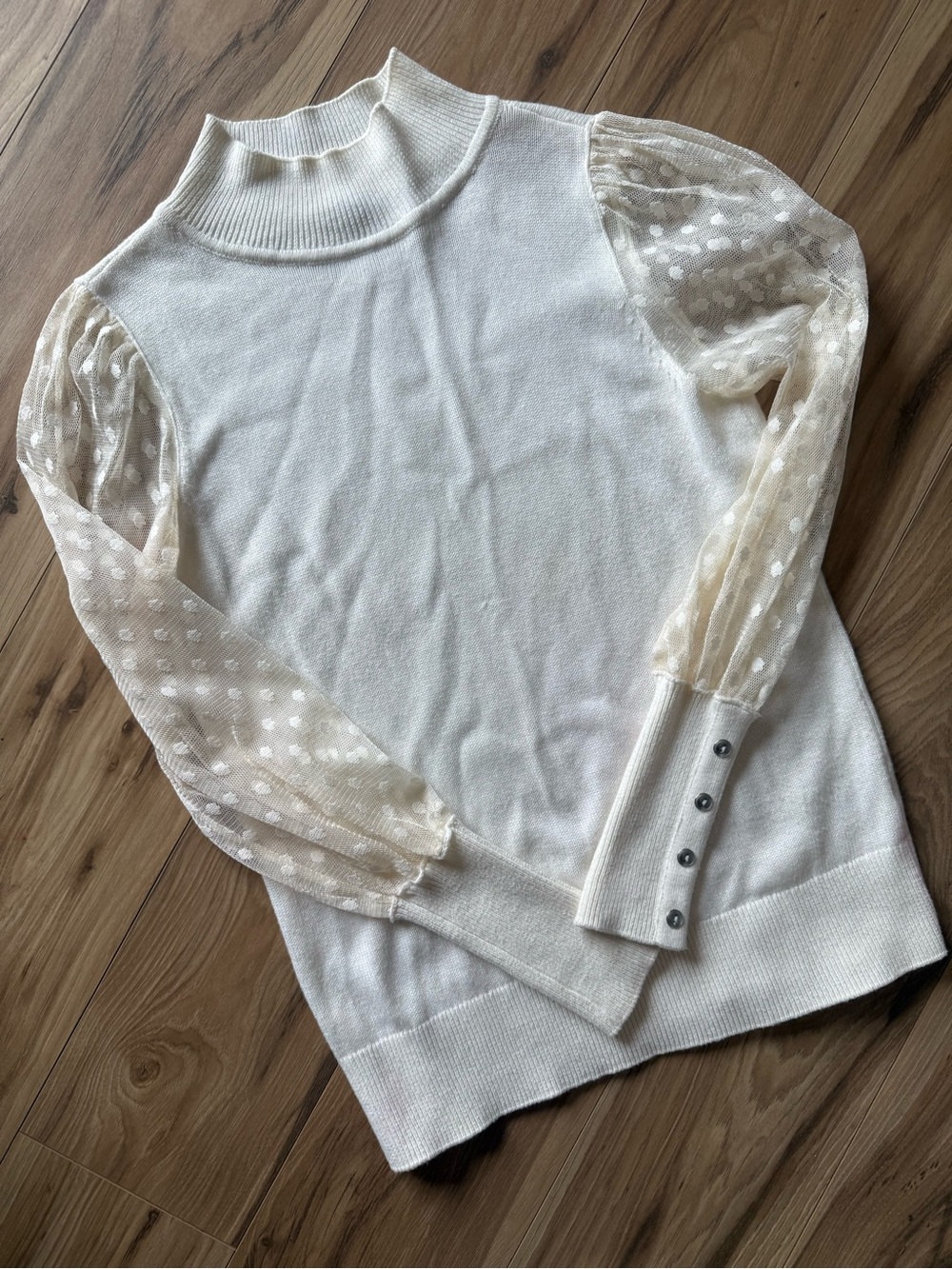 Talbots Cream & Ivory Dot-Sleeve Mock Neck Sweater size xs